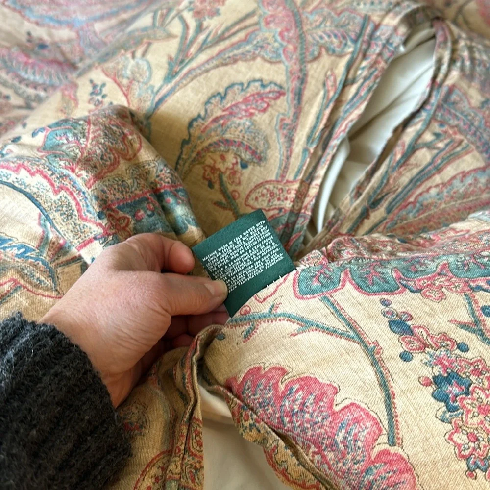 Lauren Ralph Lauren duvet cover w 2 euro shams. Elegant sophisticated bedroom
